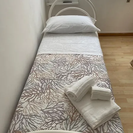 Pineta Mare Seaside Park Апартаменты Виареджо